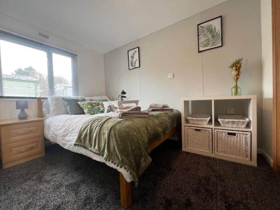 Riverview Caravan Holiday home *